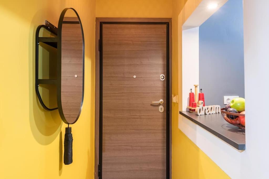 The Hostmaster Hollywood Space Studio Atenas Exterior foto