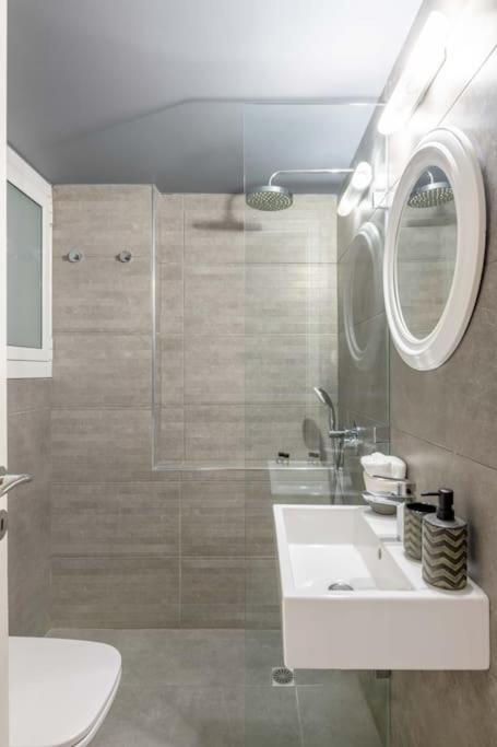 The Hostmaster Hollywood Space Studio Atenas Exterior foto